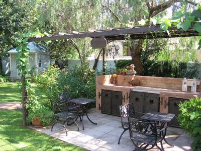 Small Seating Area With Braai And Pizza Facilities